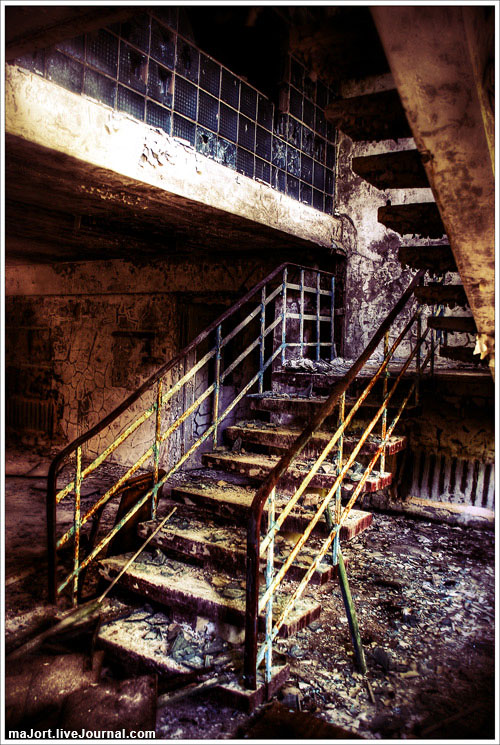 what_we_used_to_climb_by_Tommy_Noker stairway urban decay photography