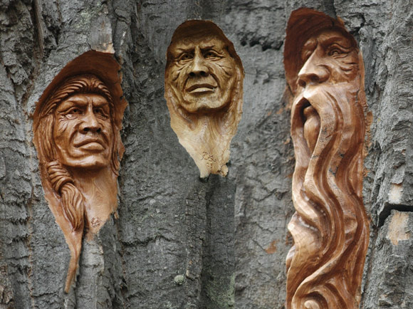 [عکس: 04-faces-tree-carved.jpg]