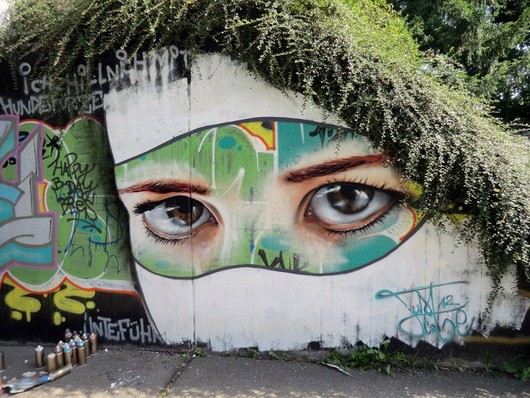 Street art example of drawing beautiful eyes