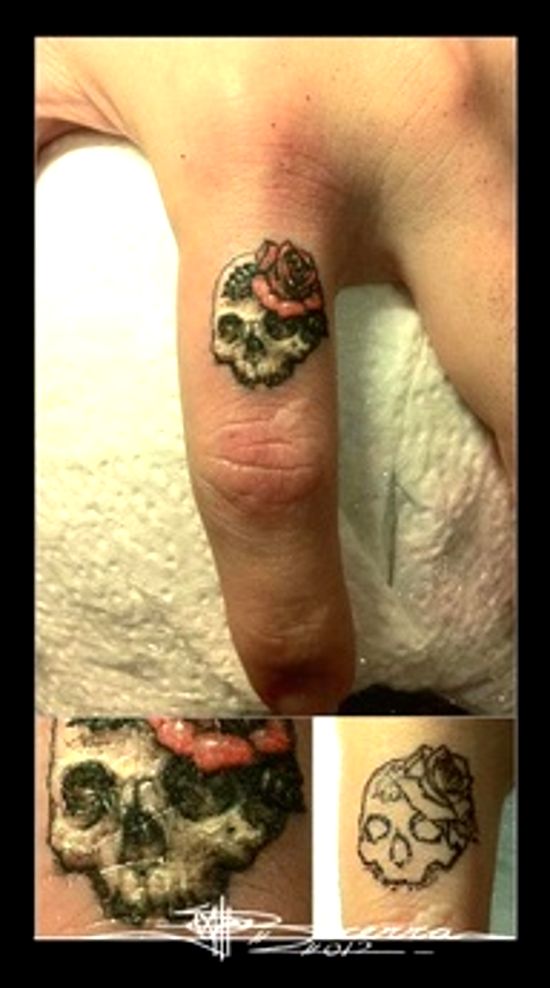50 awesome finger tattoos that are insanely popular 50 awesome finger tattoos that are insanely popular