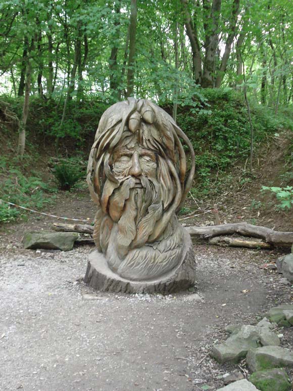 40 Amazing (Tree) Wood Carving Pictures