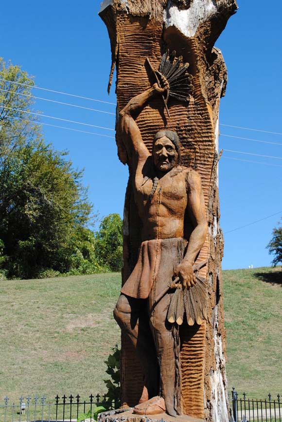 40 Amazing (Tree) Wood Carving Pictures